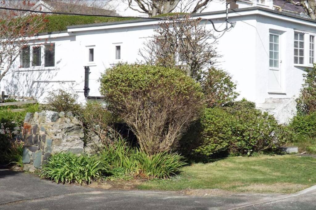Iscraig Bach-Cosy 2 Bed Apartment-Close To Beach Trearddur Exteriér fotografie
